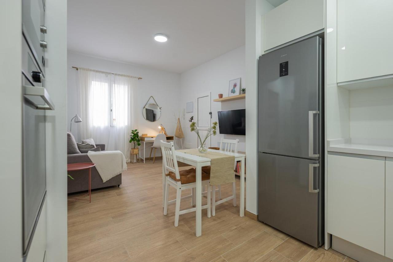 Workfriendly 2br 5 Min Walk To - Wifi Lägenhet